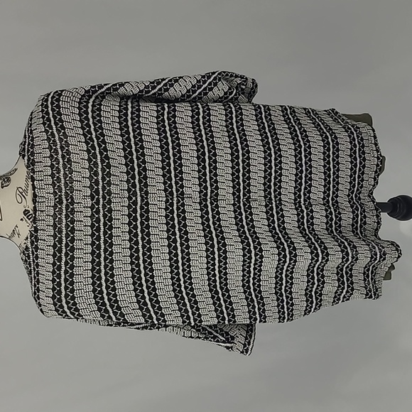 Missimo Shrug - Picture 3 of 4